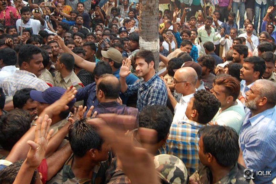 Mahesh-Babu-at-Burripalem